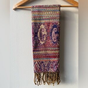 🦋 2/$20 Colorful patterned scarf NWT